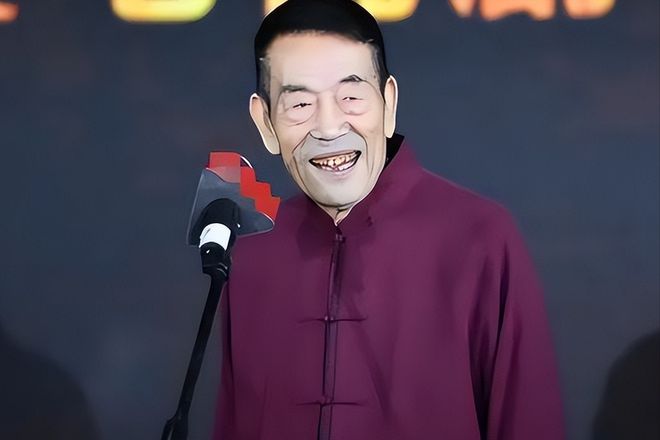 华子93岁的杨少华终于开始“享福”了K8凯发国际大口吃肉大碗喝酒、爱抽(图14)