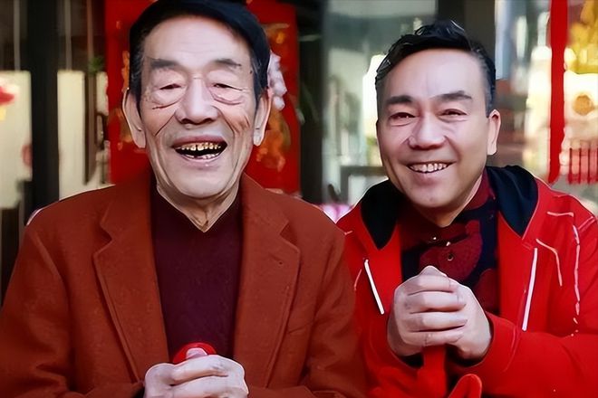 华子93岁的杨少华终于开始“享福”了K8凯发国际大口吃肉大碗喝酒、爱抽(图17)