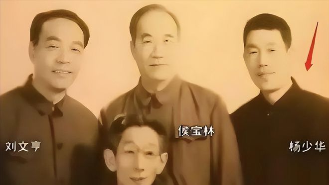 华子93岁的杨少华终于开始“享福”了K8凯发国际大口吃肉大碗喝酒、爱抽(图20)
