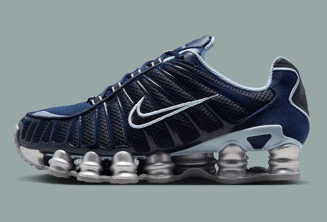 典「气柱鞋」复刻回归！还是讨喜配色！凯发K8旗舰厅AG客服Nike 经(图3)